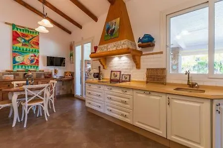 Chalet Azul- Creme Panzió